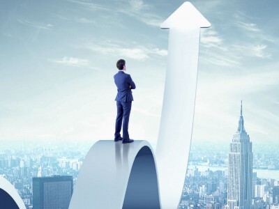 你想赚钱还是想改变世界？